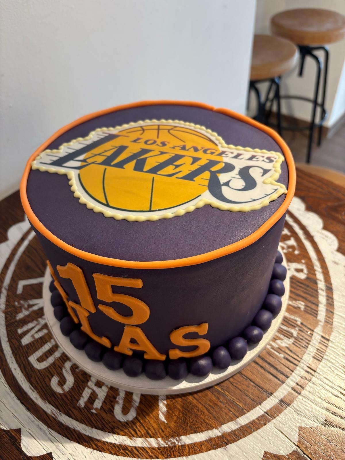 Lakers-Torte